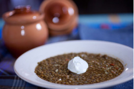 Lentils with fennel and yogurt