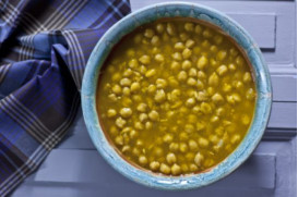 Chickpeas with saffron and lime